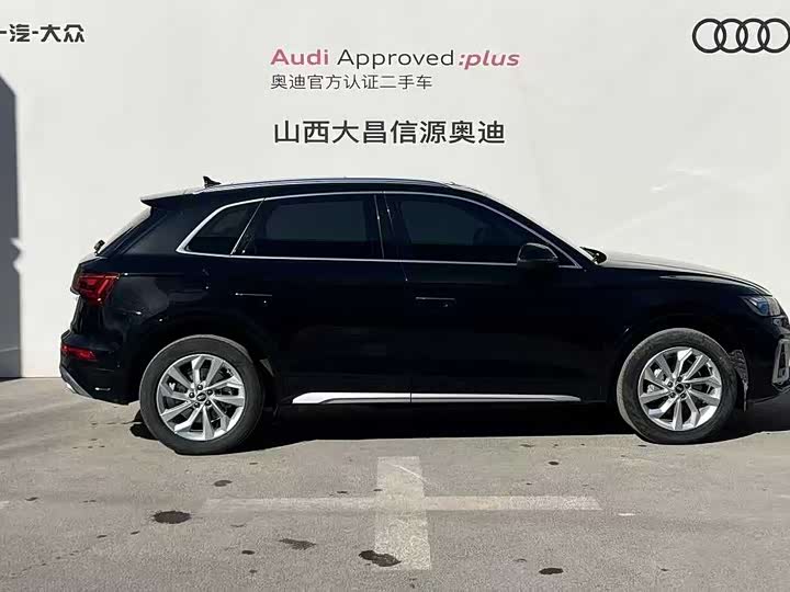 Фото 4 - Audi Q5L