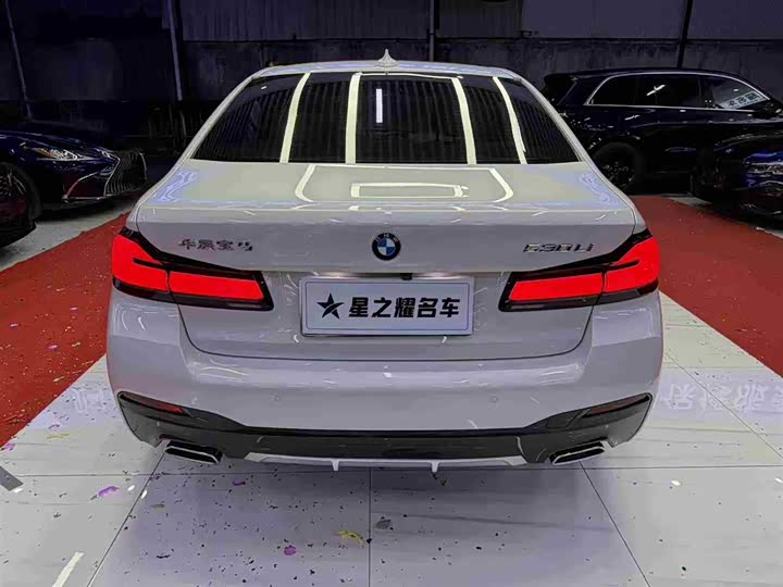 Фото 5 - BMW 5 Series