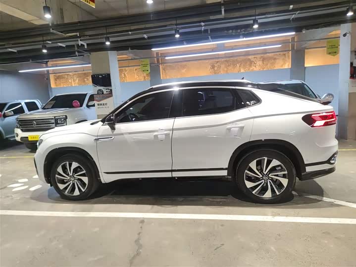 Фото 5 - Volkswagen Tayron X