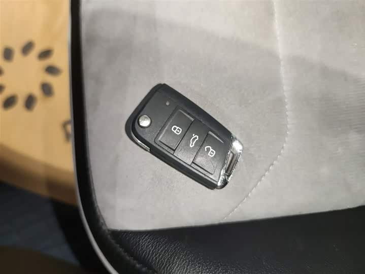 Фото 9 - Volkswagen Tayron X