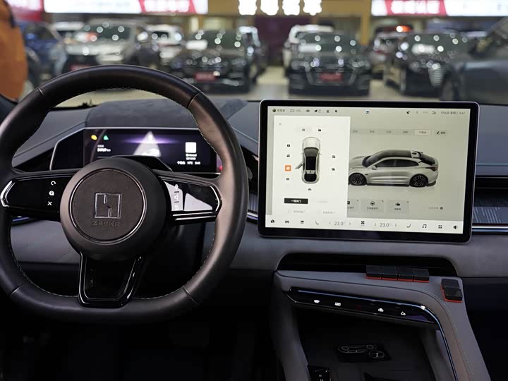 Фото 8 - Zeekr 001