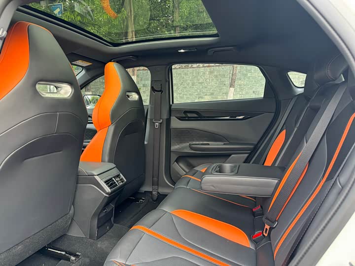 Фото 5 - Changan UNI-V