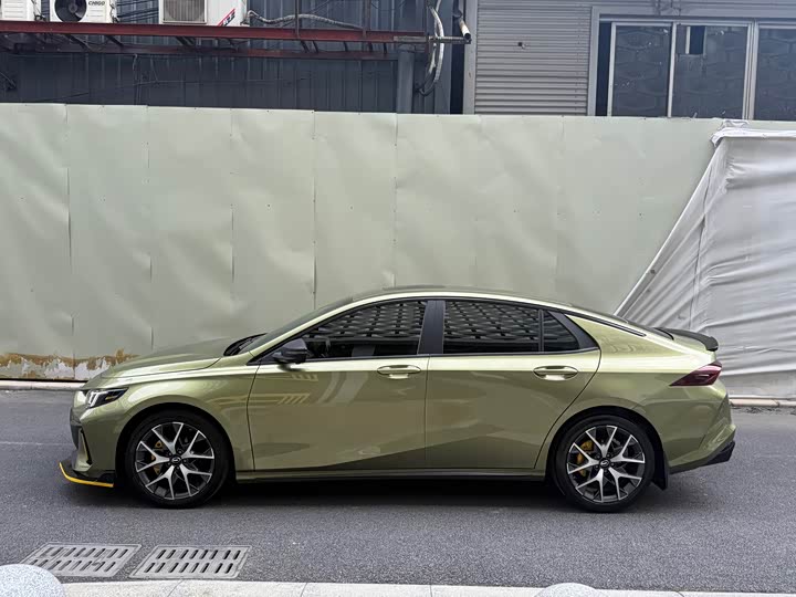 Фото 3 - GAC Trumpchi Empow R