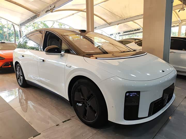 Фото 4 - LiXiang i8