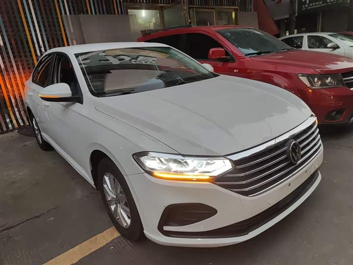 Фото 4 - Volkswagen Lavida