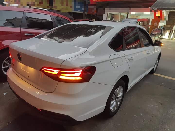 Фото 7 - Volkswagen Lavida