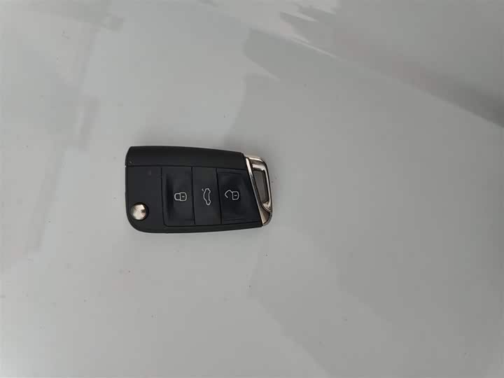 Фото 9 - Volkswagen Lavida