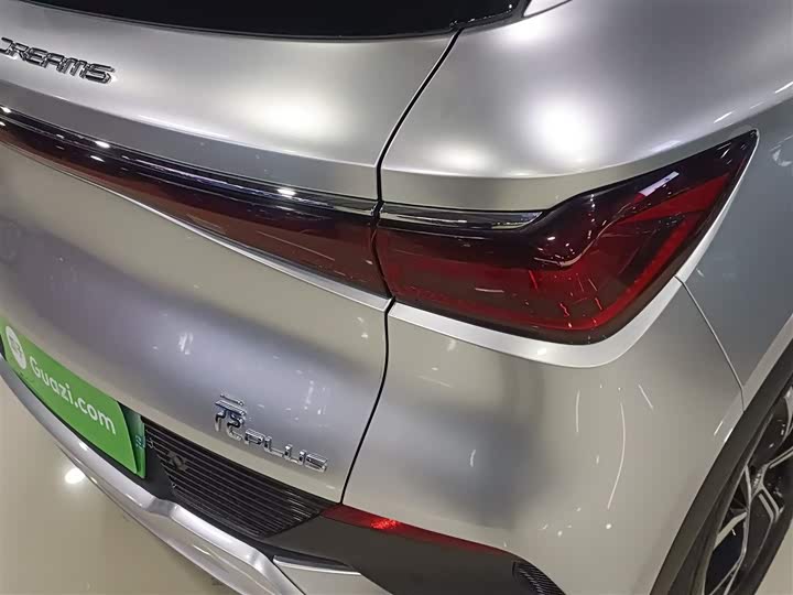 Фото 8 - BYD Yuan Plus