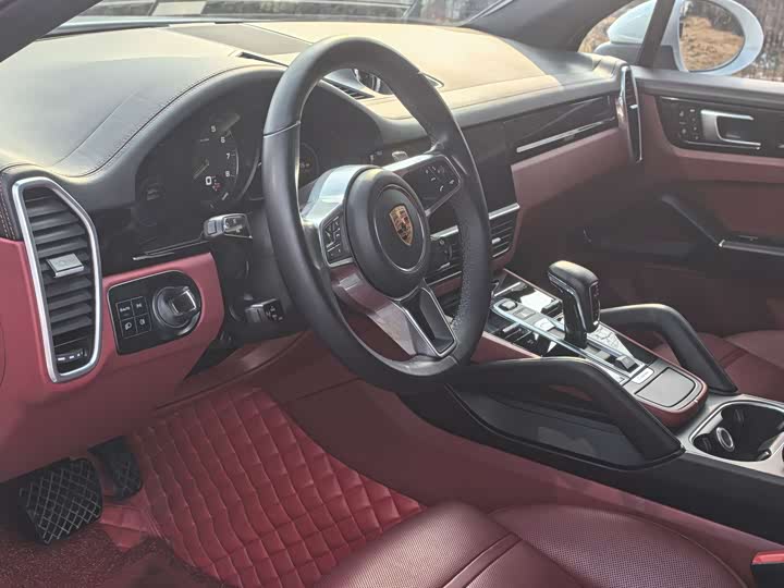 Фото 5 - Porsche Cayenne Hybrid