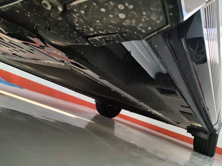 Фото 8 - Toyota bZ5