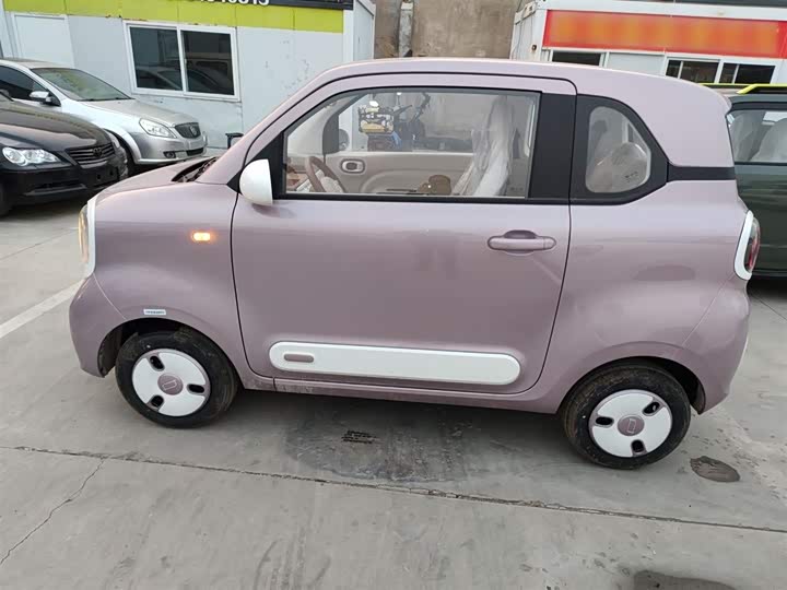 Фото 5 - Bestune Pony