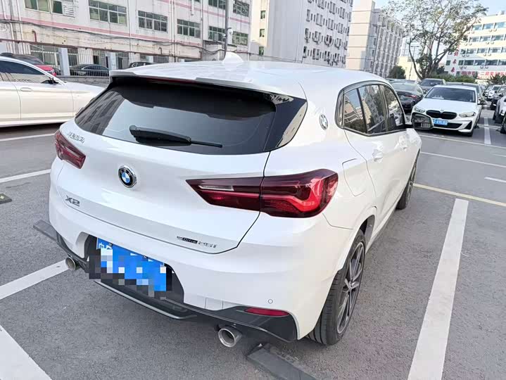 Фото 9 - BMW X2