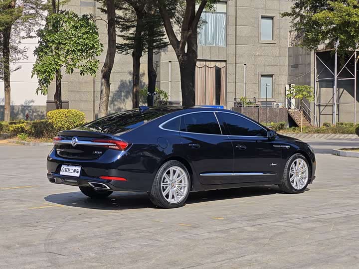 Фото 5 - Buick LaCrosse