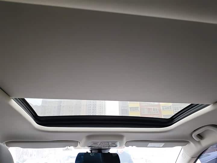 Фото 9 - Bestune B70