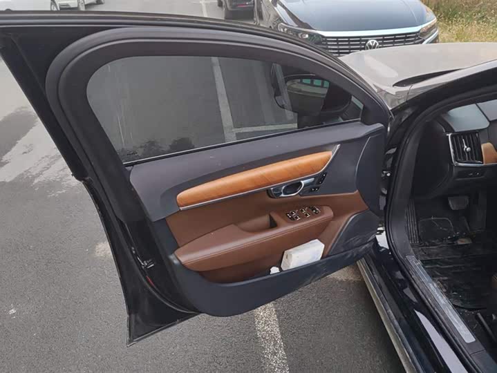 Фото 7 - Volvo S90 Hybrid