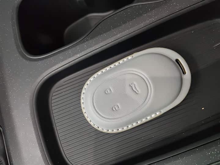 Фото 9 - Nio ET5T