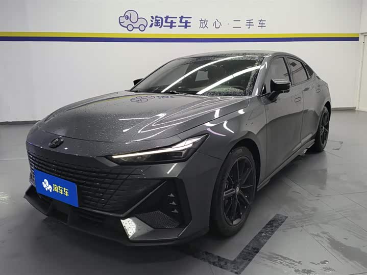 Фото 1 - Changan UNI-V