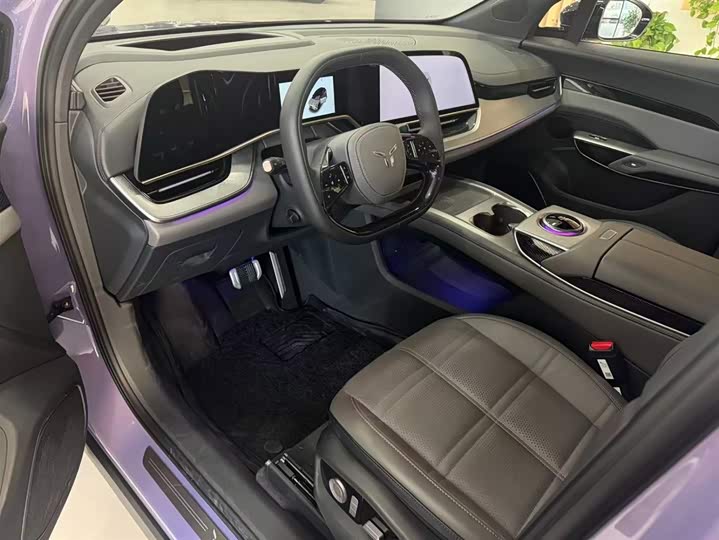 Фото 6 - Hongqi EHS7 (Tiangong 08)