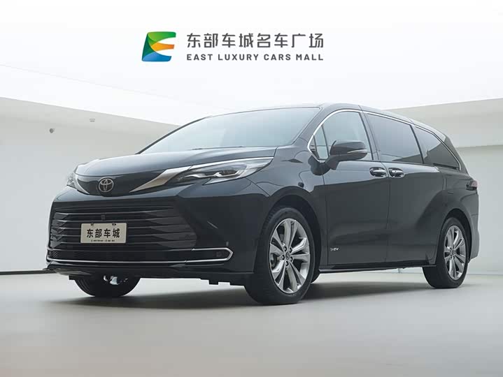 Фото 1 - Toyota Sienna