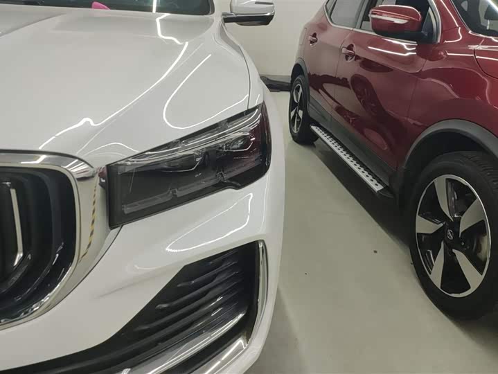 Фото 5 - Geely Monjaro