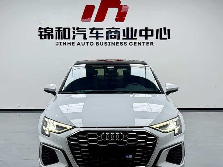 Фото 2 - Audi A3