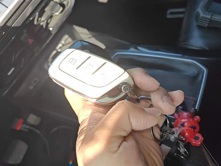 Фото 9 - MG Motor 5