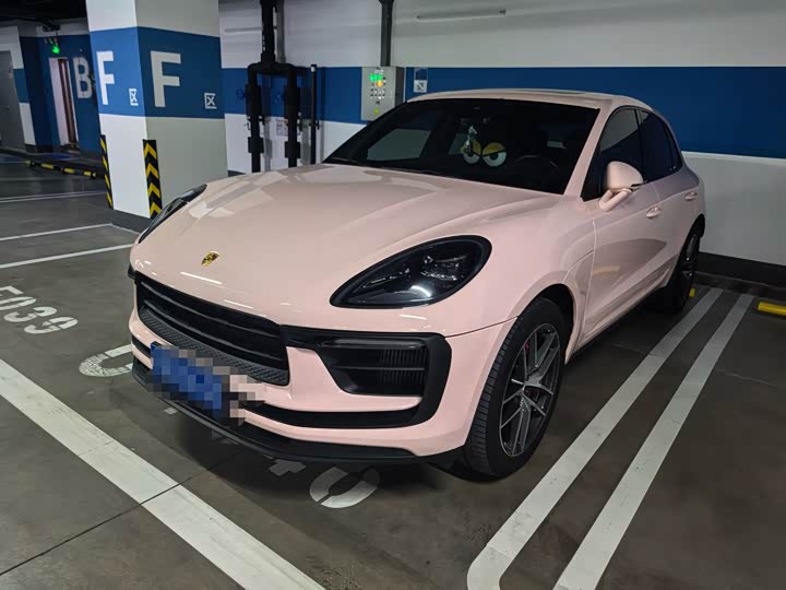 Фото 1 - Porsche Macan