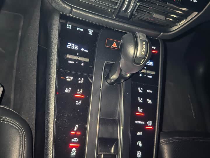 Фото 4 - Porsche Macan