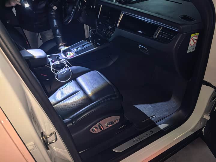 Фото 7 - Porsche Macan