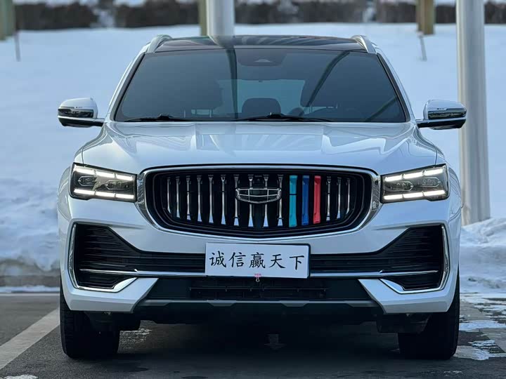 Фото 2 - Geely Monjaro