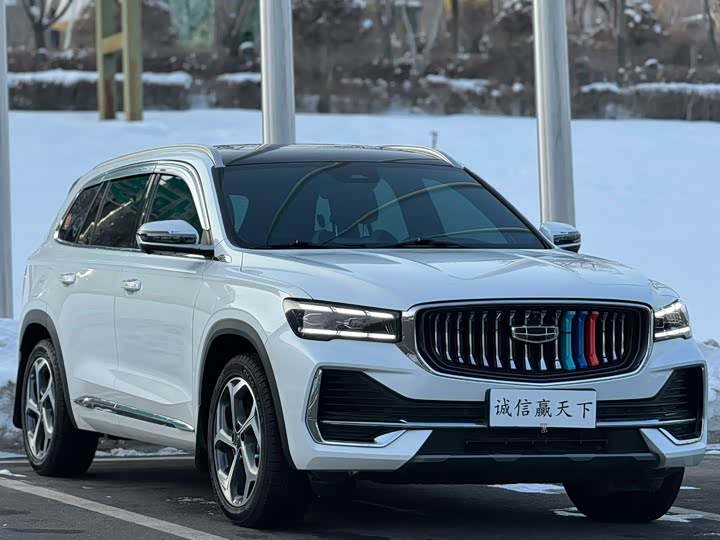 Фото 3 - Geely Monjaro