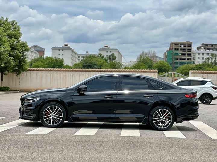 Фото 4 - Geely Preface