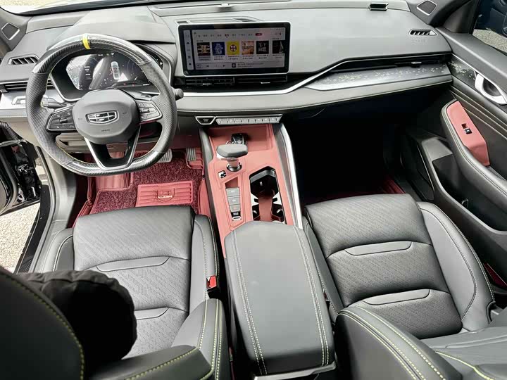 Фото 6 - Geely Preface