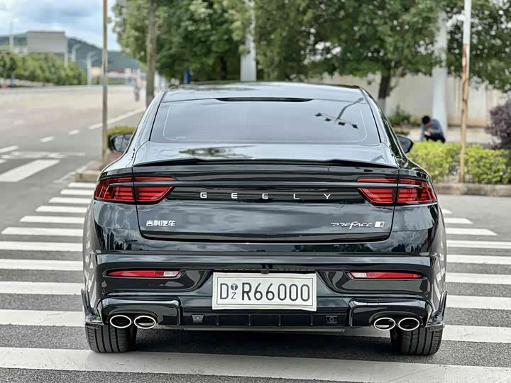 Фото 9 - Geely Preface