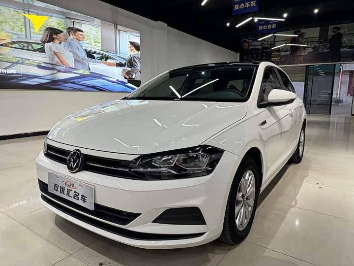 Фото 1 - Volkswagen Polo