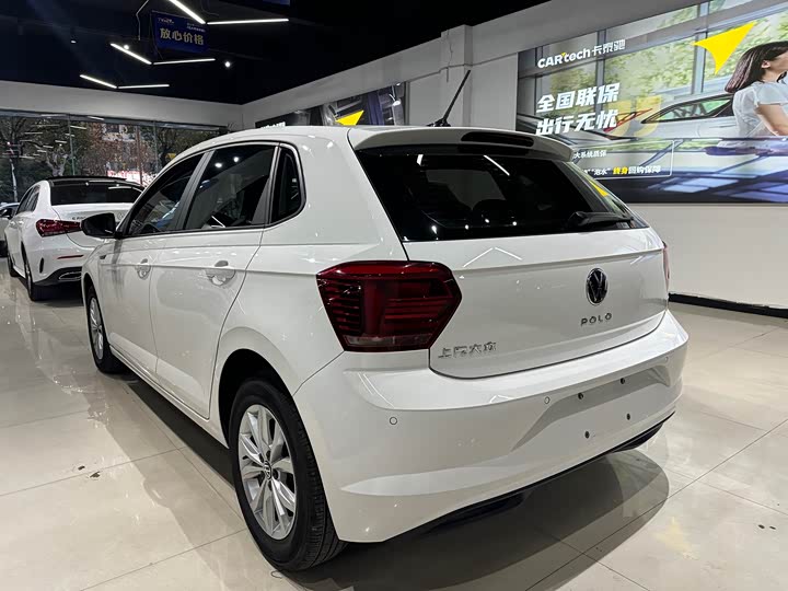 Фото 7 - Volkswagen Polo