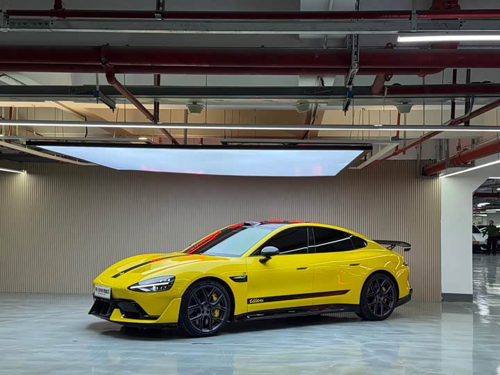 Фото 1 - Xiaomi SU7 Ultra