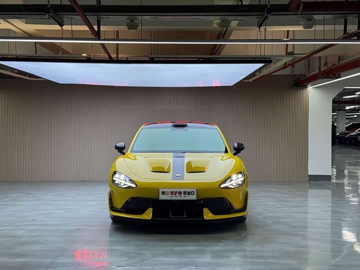 Фото 2 - Xiaomi SU7 Ultra