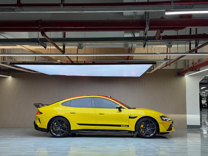 Фото 4 - Xiaomi SU7 Ultra