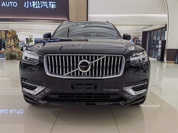 Фото 2 - Volvo XC90