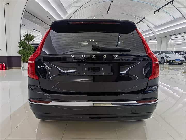 Фото 3 - Volvo XC90