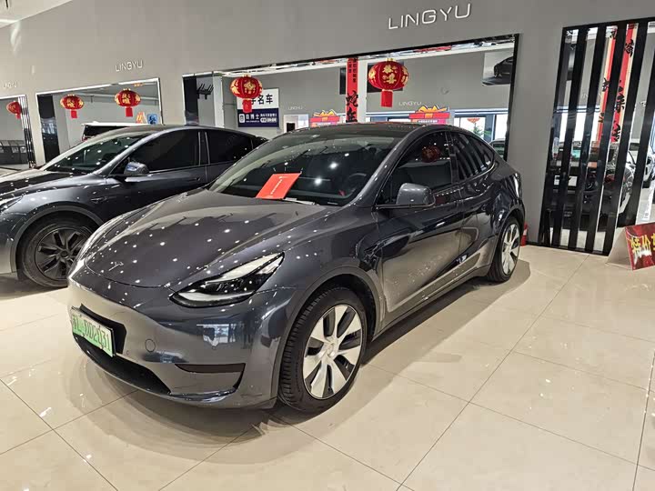 Фото 2 - Tesla Model Y