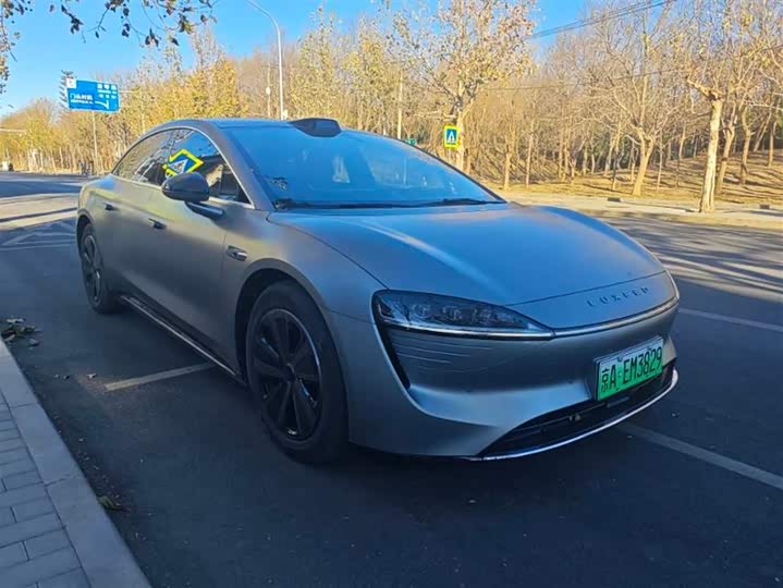 Фото 3 - Luxeed S7