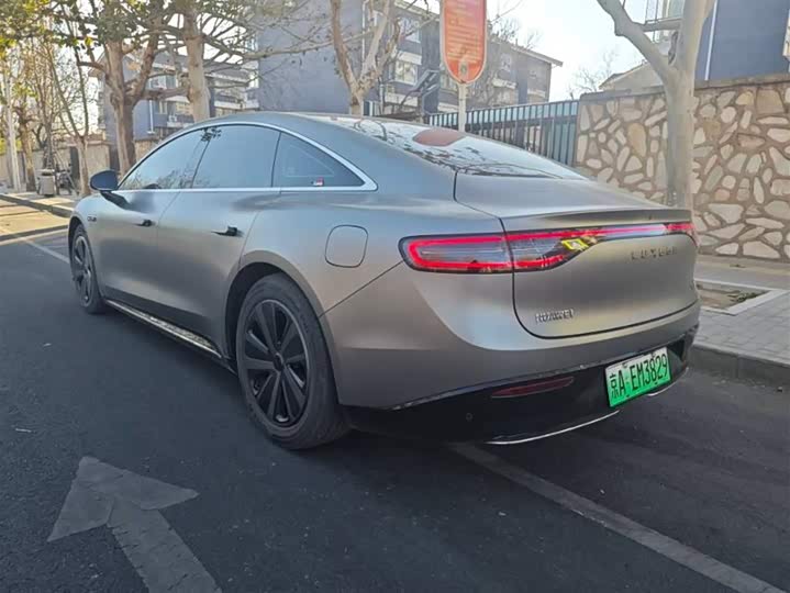 Фото 5 - Luxeed S7