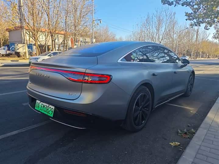 Фото 6 - Luxeed S7