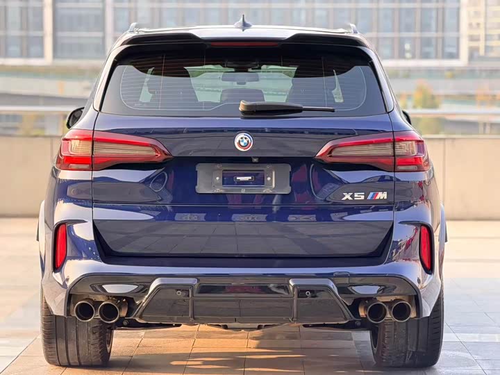 Фото 6 - BMW X5 M