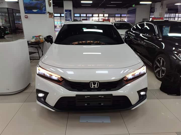 Фото 3 - Honda Civic