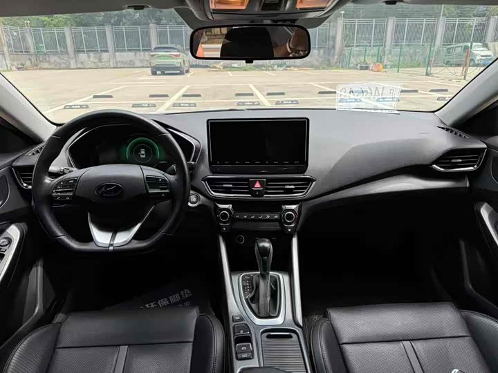 Фото 3 - Hyundai Lafesta