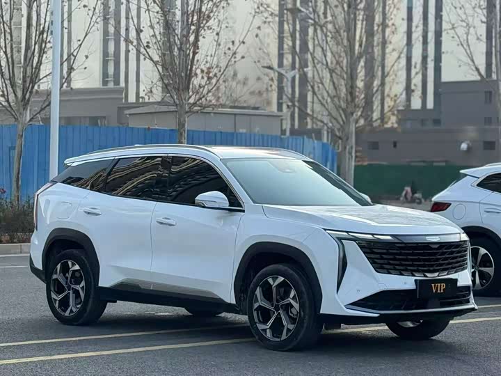 Фото 4 - Geely Atlas L