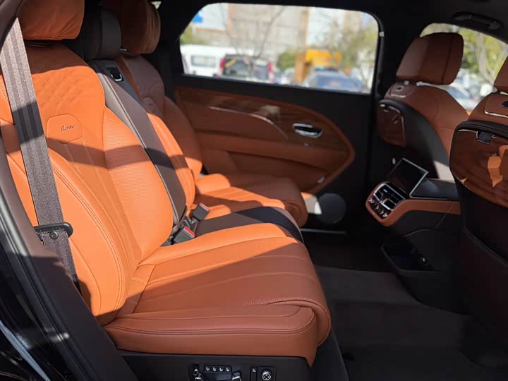 Фото 4 - Bentley Bentayga